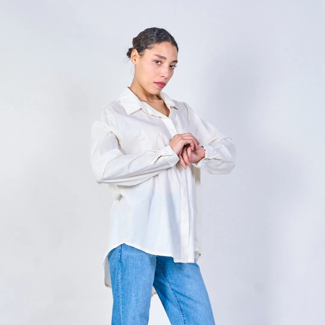 Lightweight long sleeve button-up shirt wholesale