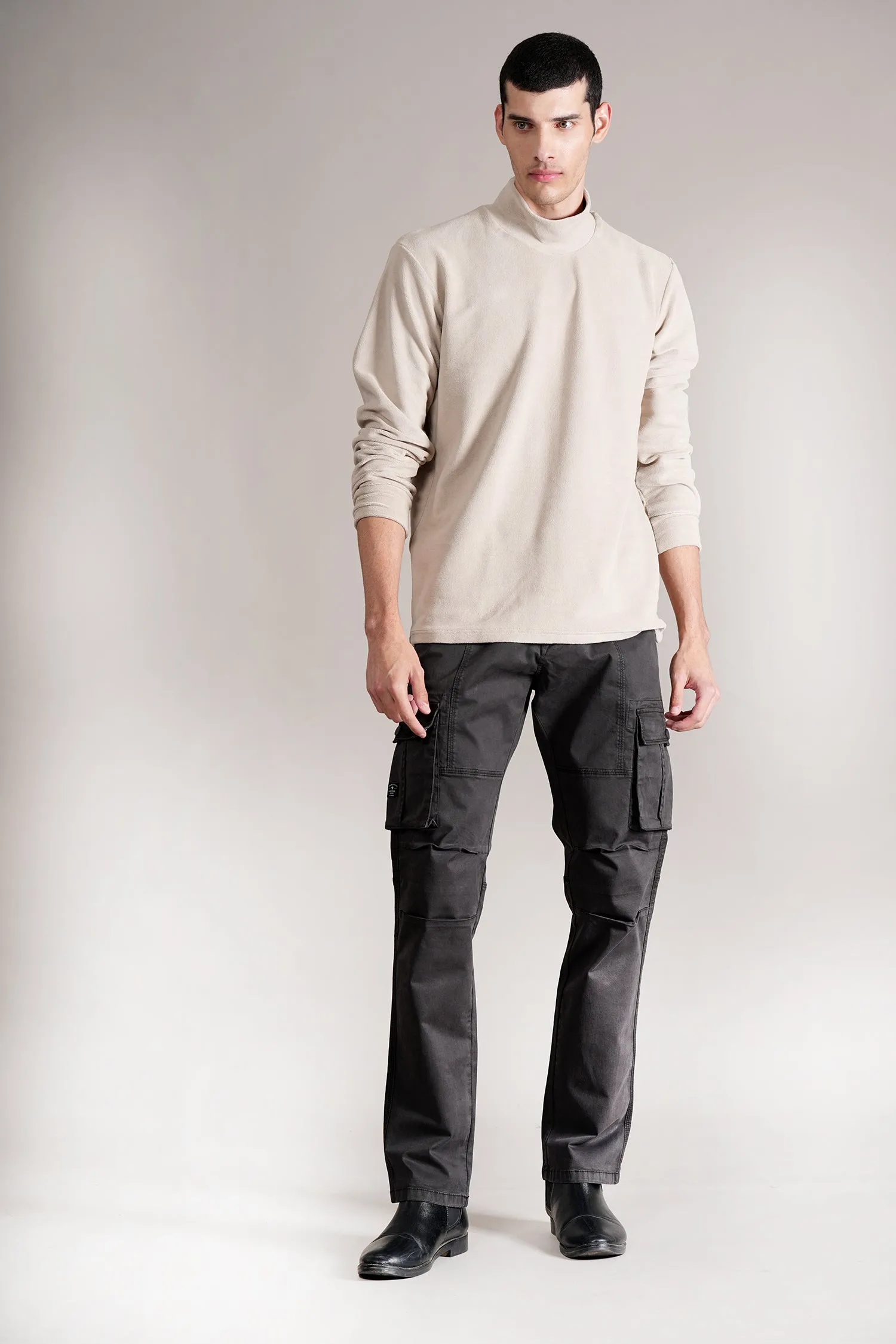 Men Dark Grey Solid Casual Cargo Pant