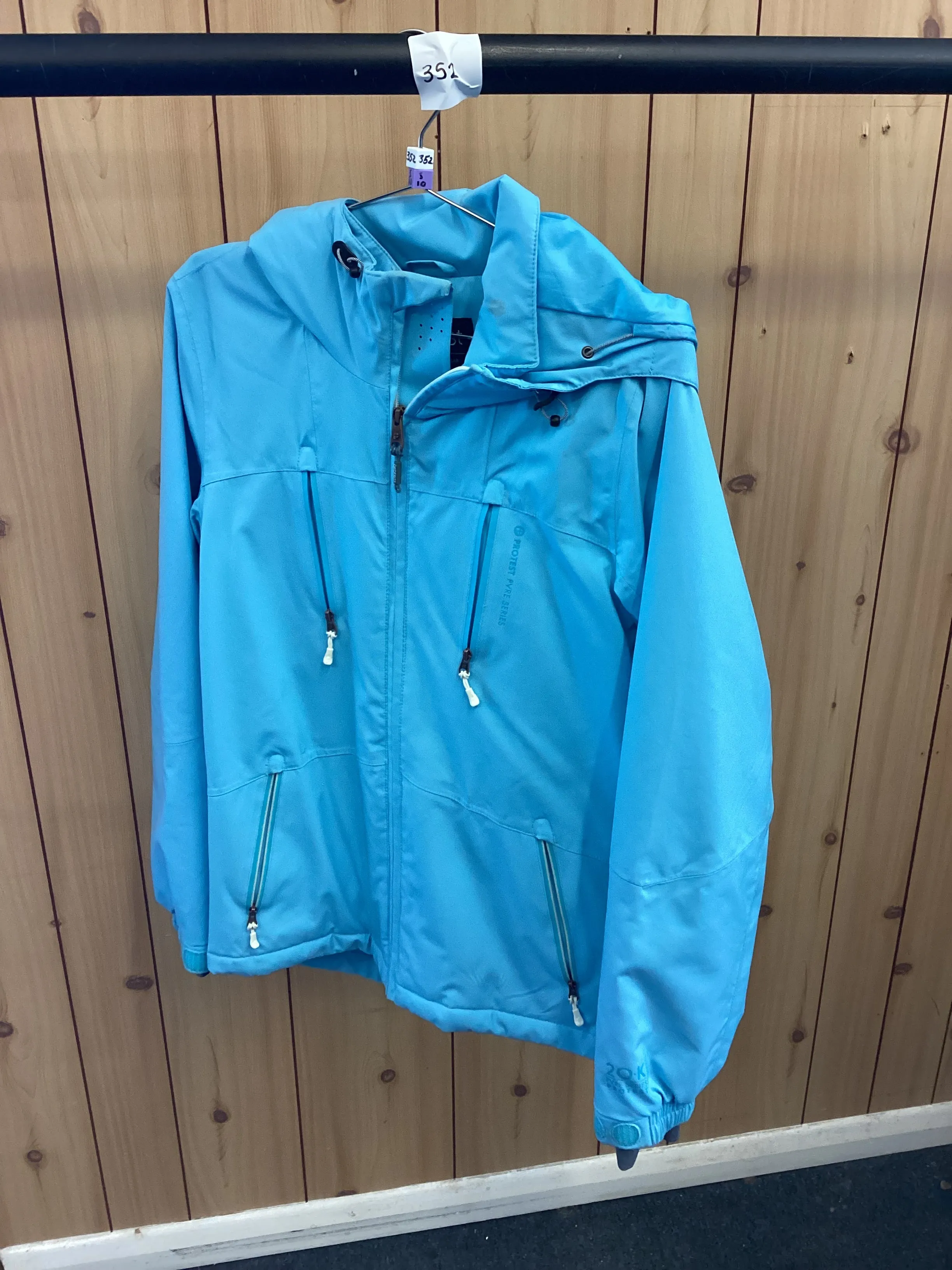 Pre-Loved Protest Kenzia Womens Snow Jacket (590) Satin Blue XL (16): Grade