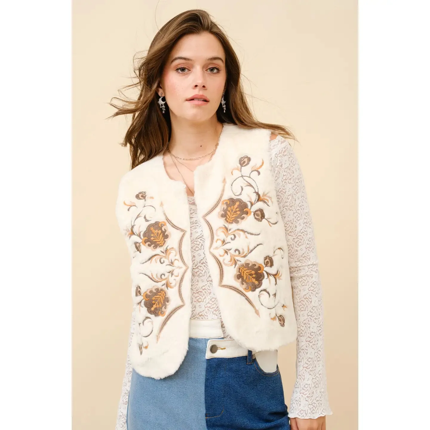 Women's Western Embroidered Fur Vest in Winter White